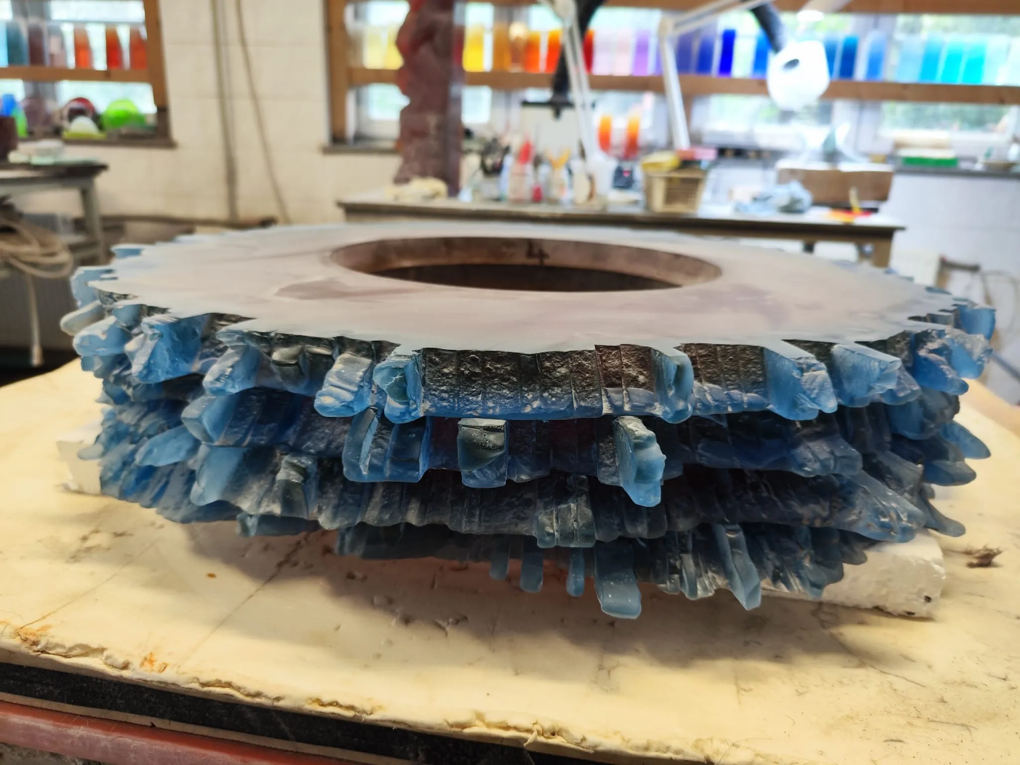 Výroba skleněné plastiky